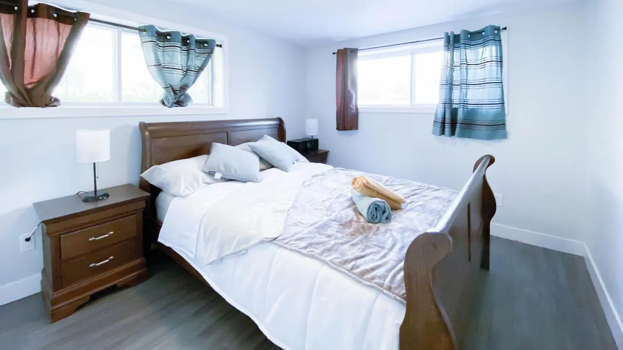 Lovely 1-Br W Sofa Bed In The Heart Of Ndg Διαμέρισμα Μόντρεαλ